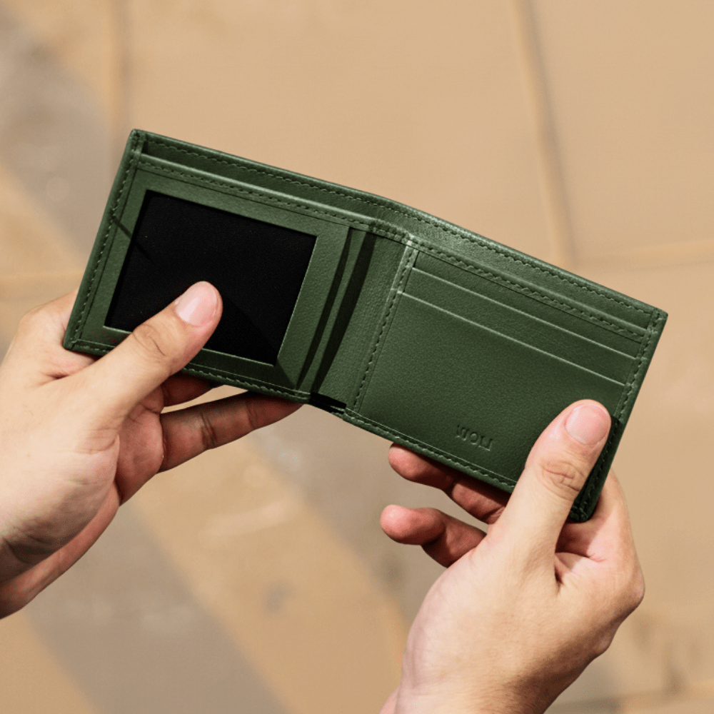 REIGN - Green - Woli