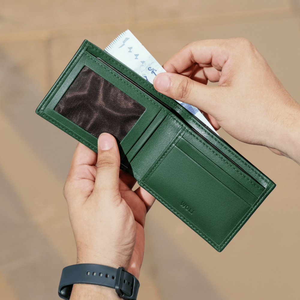 REIGN - Green - Woli